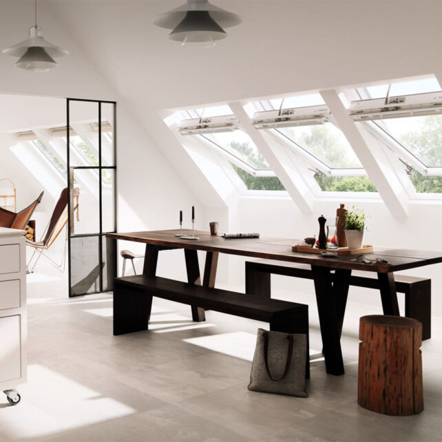 velux-muanyag-elektromos-tetoablak