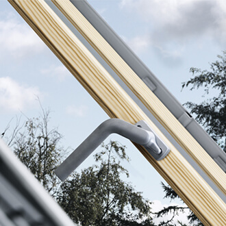 tetoablak ablakvalaszto kilincs oldalso Minden tetőablak márka egy helyen. Kérd Tóth Gergely tetőablak szakértőnk tanácsát.