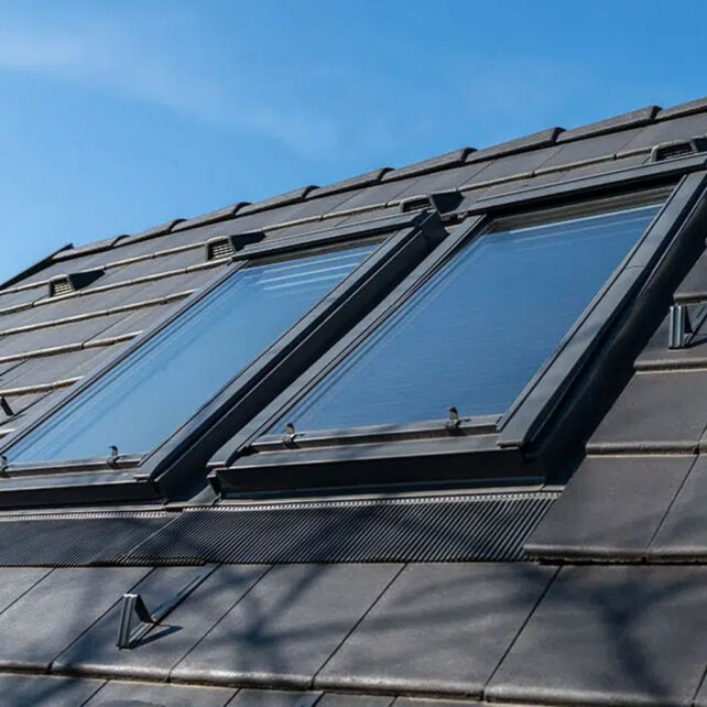 VELUX iker tetőablak kombináció (GLL) + burkolókeret velux-iker-tetoablak-kombinacio-gll-burkolokeret