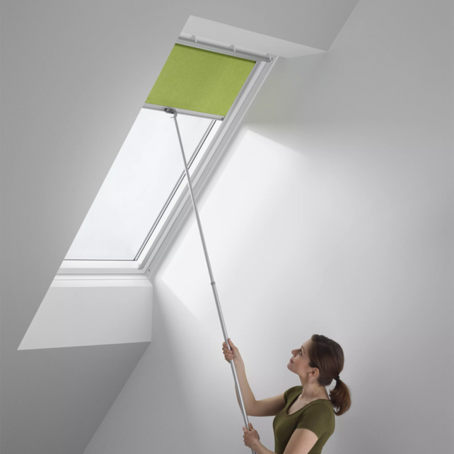 velux-tavnyitorud-felso-kilincses-tetoablakhoz